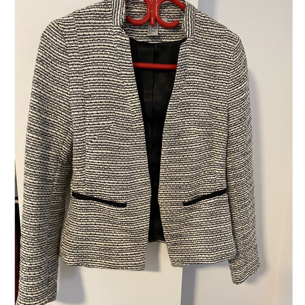 H&M Black and white tweed blazer